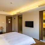Ji Hotel Shanghai Jiading New City Yuanxiang Lake